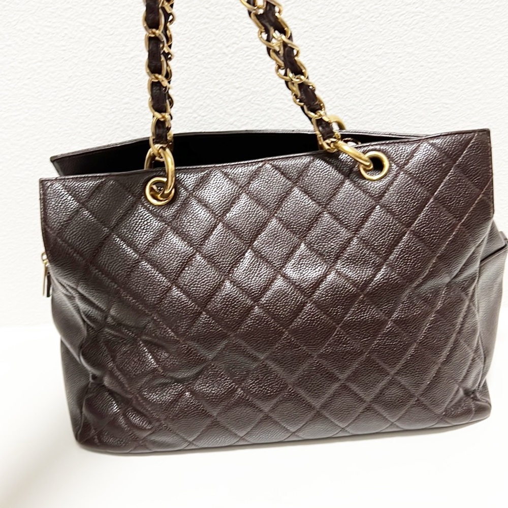Authentic Chanel Large Tote - Picture 4 of 16
